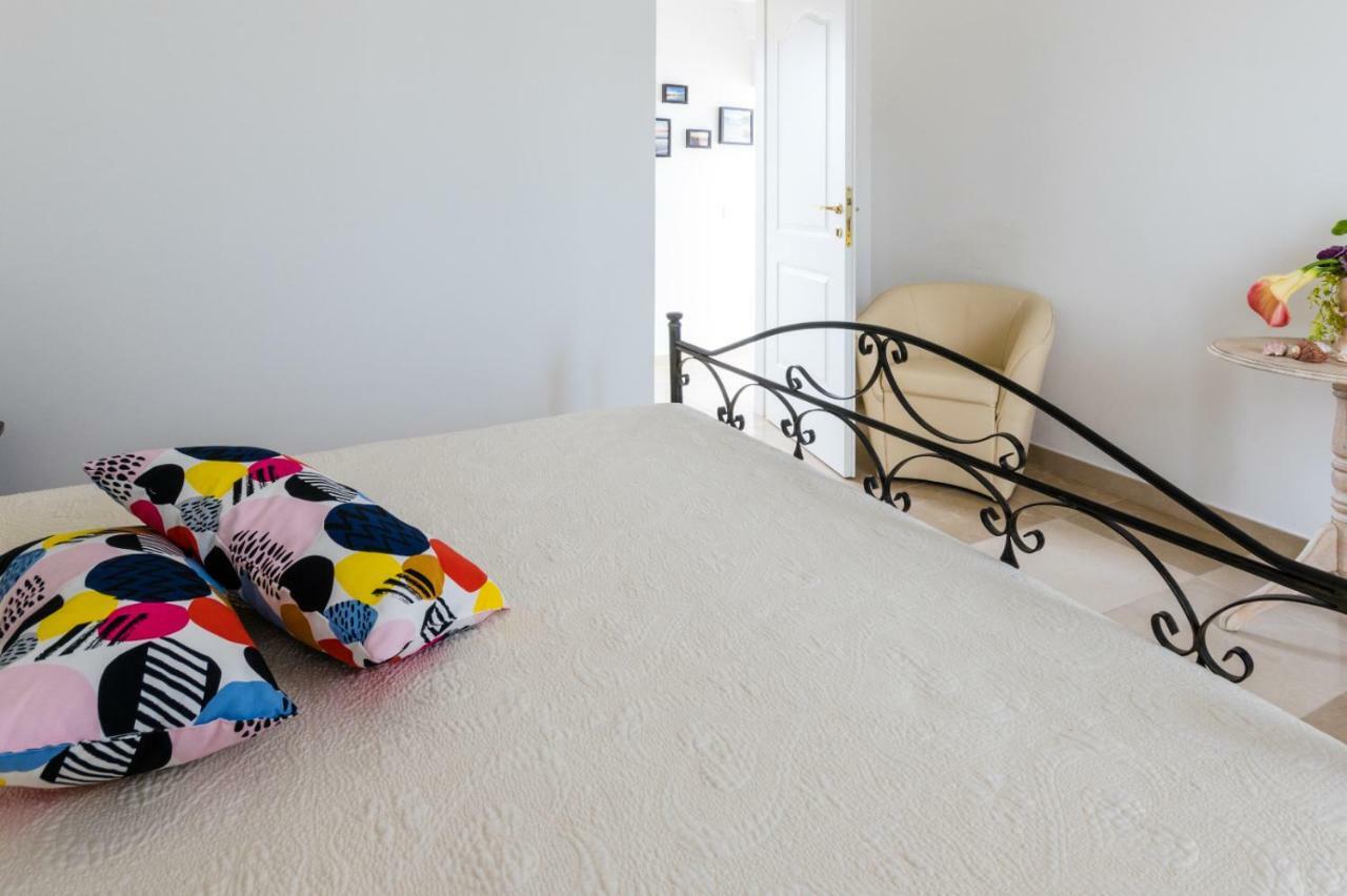 Bed and Breakfast Il Vicoletto Pulsano Exterior foto